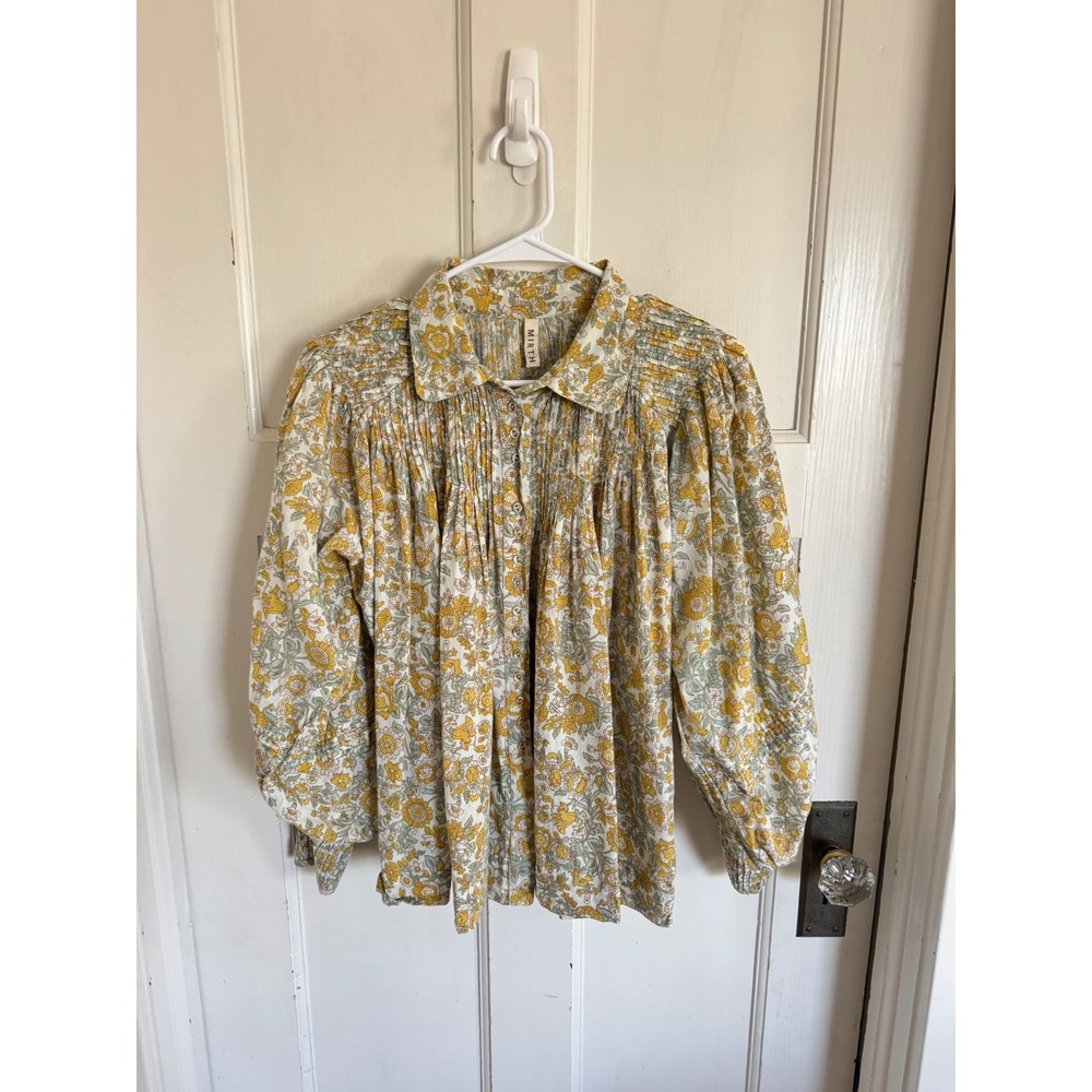 Mirth floral puff sleeve button front blouse size small